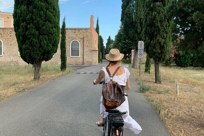 Rome: Appian Way Catacombs and Aqueducts Bike Tour - Pedal-Assist E-Bikes