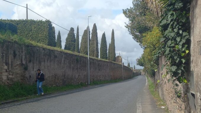 Rome: Appian Way Golf Cart Tour With Roman Catacombs Entry - Discovering Ancient Christian Burial Sites