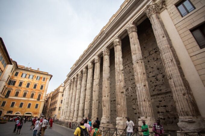 Rome by Night: 3-Hour Guided Walking Tour - Meeting Point and Arrival