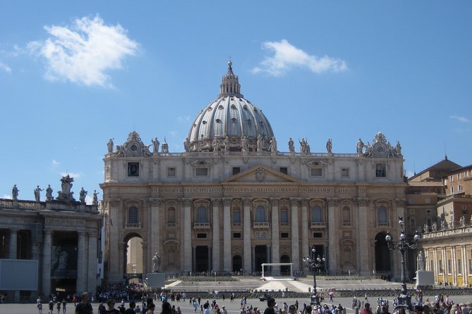 Rome by Vespa Semi Private Tour | MAX 6 PEOPLE GUARANTEED - Participant Requirements
