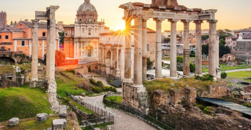 Rome: Capture the Most Photogenic Spots With a Local - Experience Highlights
