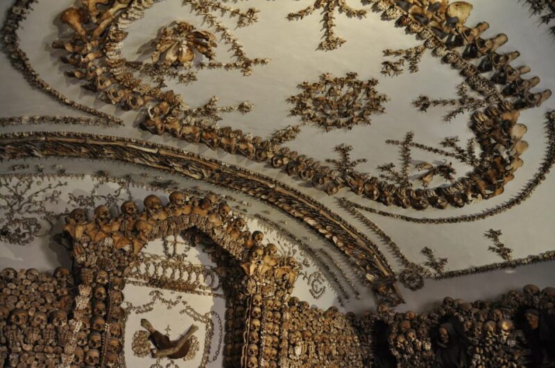 Rome: Capuchin Crypts Express Tour - Accessibility and Group Size