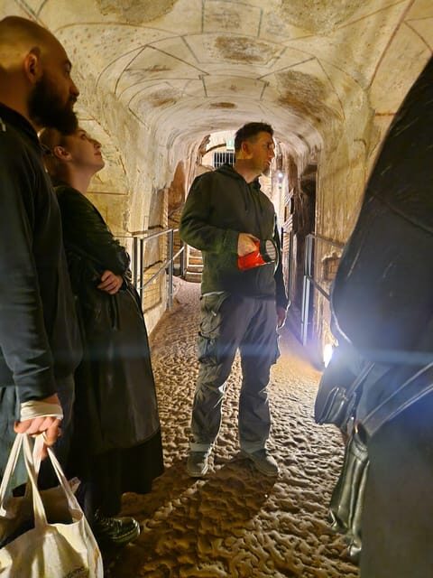 Rome: Catacombs Express ENGLISH Guided Tour - SKIP THE LINE - Meeting Point and Requirements