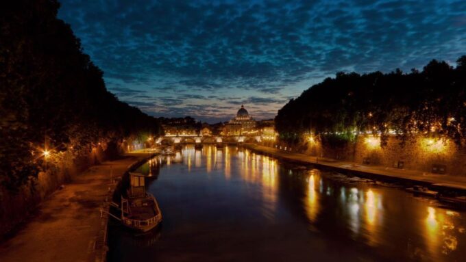 Rome: Chauffeured Tour by Night With Food Tasting and Wine - Important Information