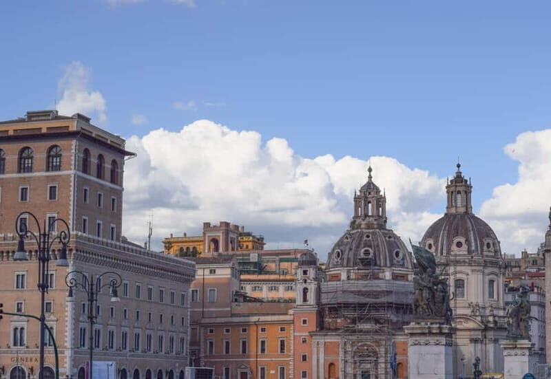 Rome: City Highlights Guided Walking Tour at Dusk or Night - Expert Local Guides