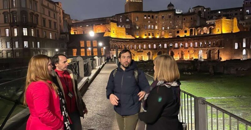 Rome: City Highlights Small Group Walking Tour by Night - Overview of the Walking Tour
