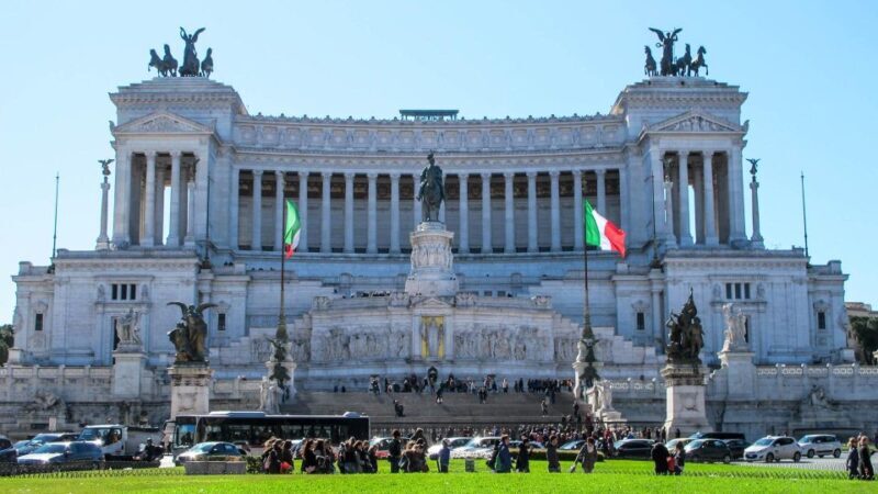 Rome: City Highlights Walking Tour With Local Guide - Important Information
