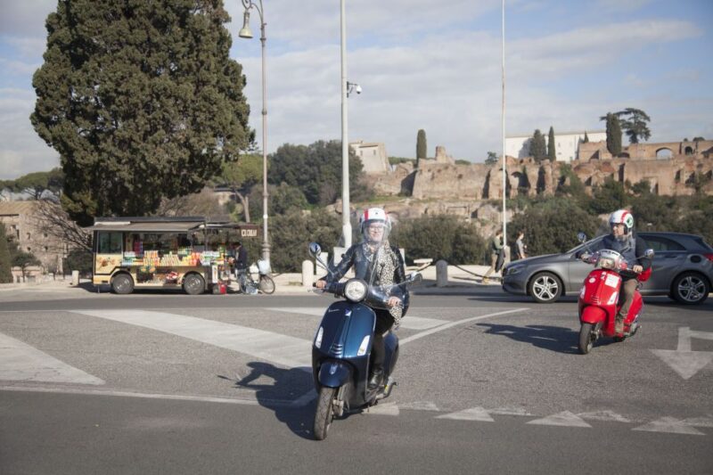 Rome: Colosseum and Pyramid of Cestius Vespa Tour in German - Tour Inclusions