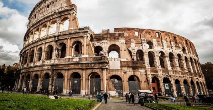 Rome: Colosseum Arena and Roman Forum Small Group Tour - Accessibility