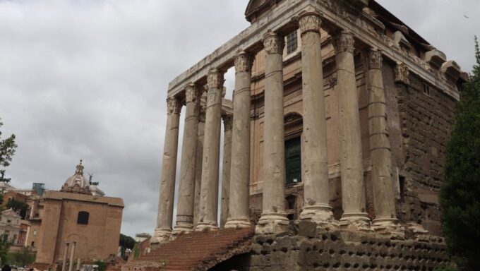 Rome: Colosseum Arena Floor, Roman Forum & Palatine Tour - Frequently Asked Questions