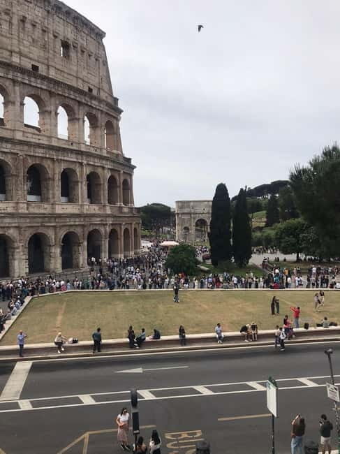 Rome: Colosseum, Forum & Palatine Hosted Entry Experience - What to Expect on Your Visit