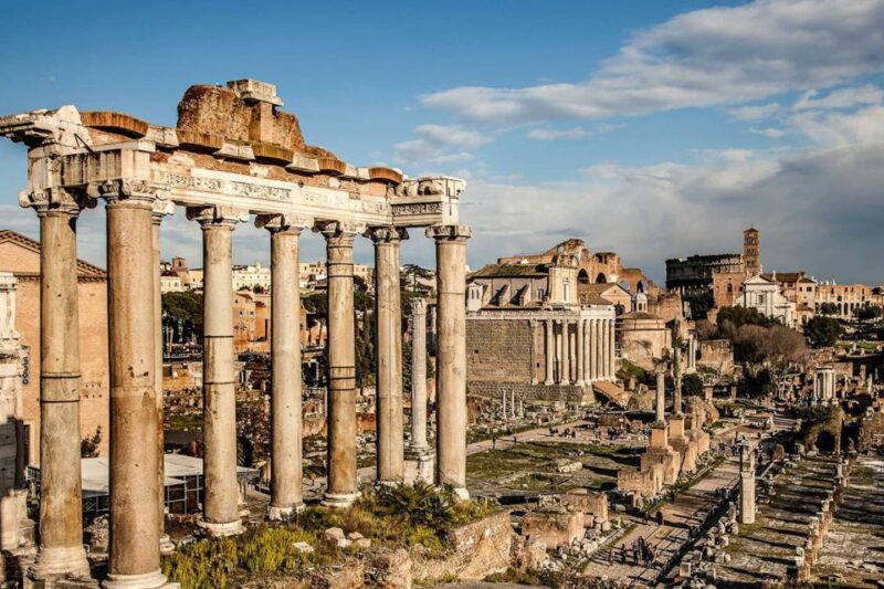 Rome: Colosseum & Forum Small Group Tour With Palatine Hill - Guide Expertise