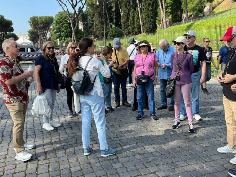 Rome: Colosseum Guided Express Tour - Guided Experience