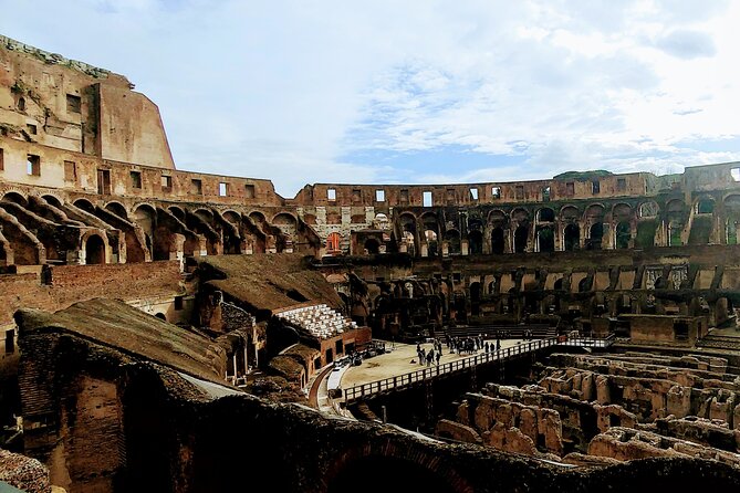 Rome: Colosseum Guided Tour With Roman Forum and Palatine Hill - Meeting and Pickup