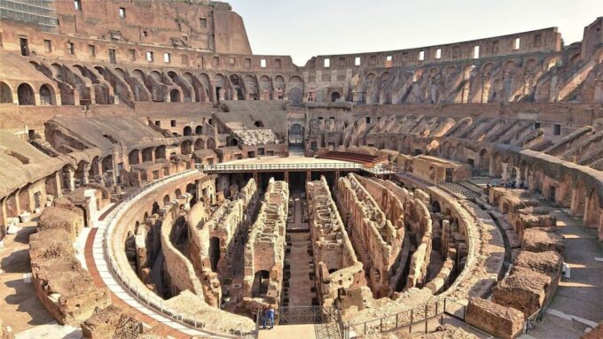 Rome: Colosseum, Palatine Hill, & Roman Forum Walking Tour - Group Size and Language Options