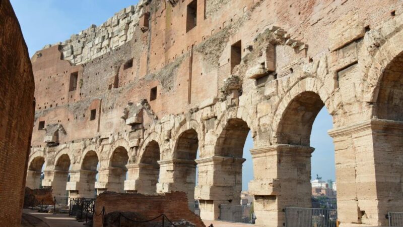 Rome: Colosseum, Roman Forum, and Palatine Hill Guided Tour - Colosseum Tour
