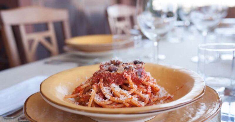 Rome: Dining Experience at a Locals Home - Key Points