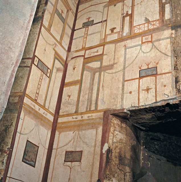 Rome: Domus Aurea Guided Tour and Virtual Reality Experience - Virtual Reality Showcase