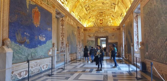 Rome: Early-Morning Small-Group Vatican Museums Tour - Guided Tours