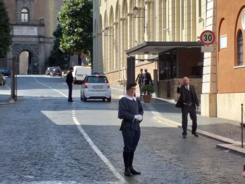 Rome: Early Morning Small-Group Vatican Tour With Pickup - Experience Highlights