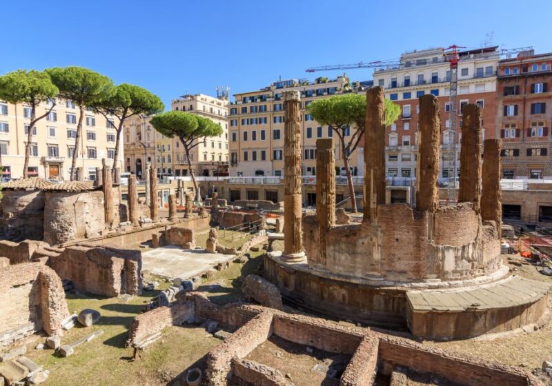 Rome: Family Fun Private Highlights Walking Tour With Pizza - Family-Friendly Activities