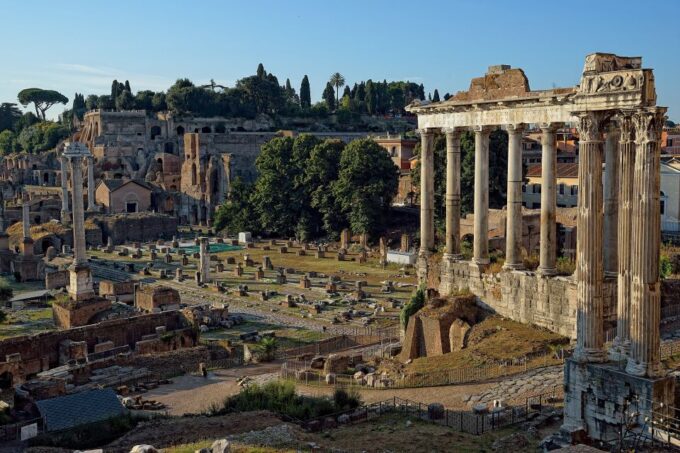 Rome: Fast-Track Private Colosseum Arena & Palatine Hill - Group Type and Languages