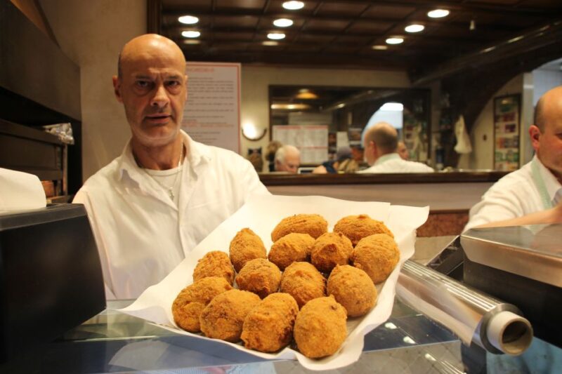 Rome: Food Tour and Wine Tasting in a Traditional Trattoria - Key Points
