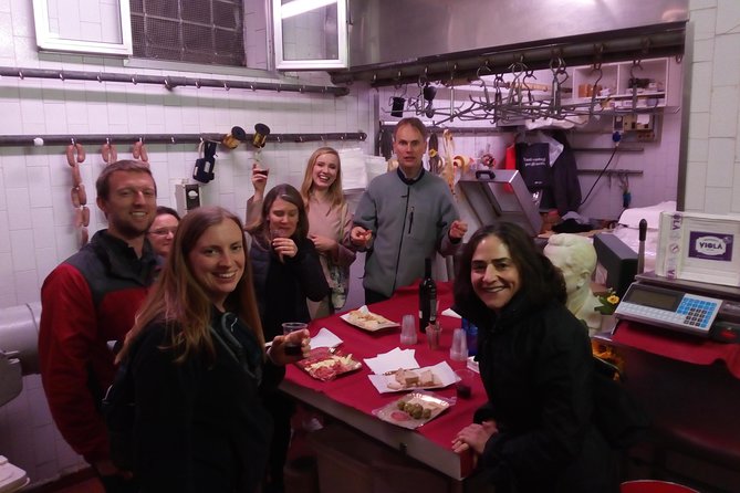 Rome Food Tour With Farmers Market Visit and Wine Tasting With Rich Lunch - Maximum Travelers