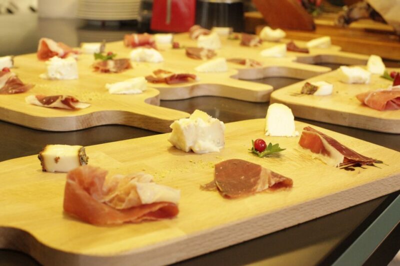 Rome: Food Tour With Market Visit - Meeting Point and Dietary Options