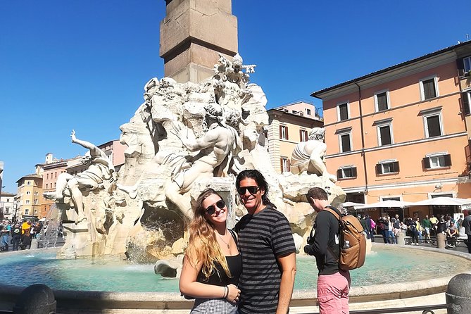 Rome: Food, Wine & Sightseeing Around Pantheon and Campo Dè Fiori Market - Navigating the Cobblestone Streets