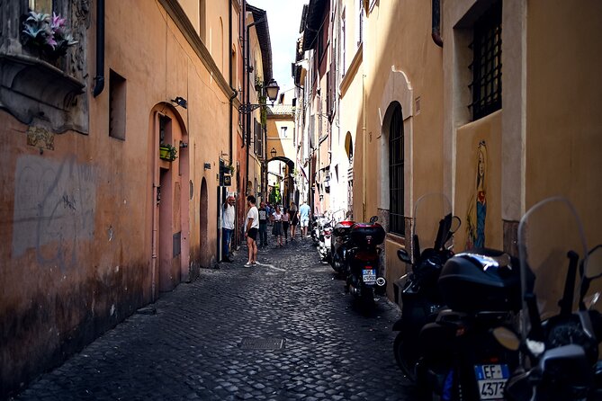 Rome Foodies, History and Wine Tasting Small Group Walking Tour - Refund Processes and Customer Service