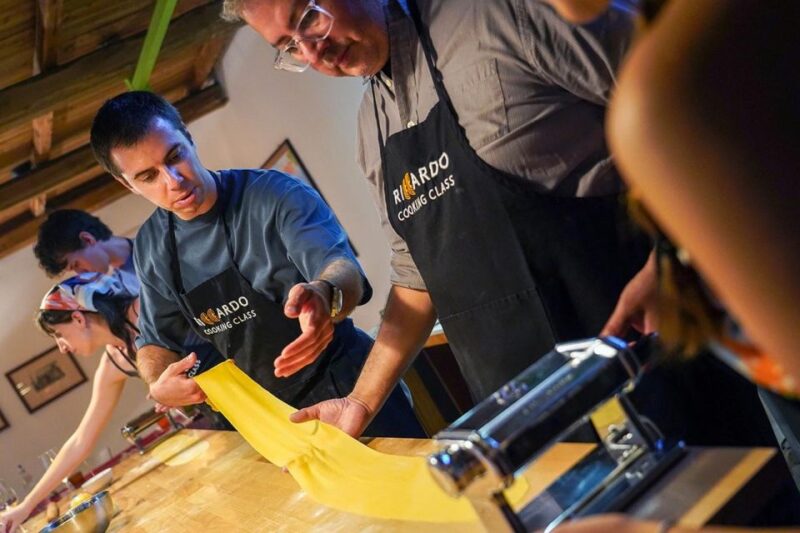 Rome: Fresh Pasta-Making Class With Local Italian Chef - Experience Highlights