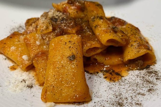 Rome: Fully Loaded Trastevere Food Tour With Dinner and Wine - Group Size and Duration