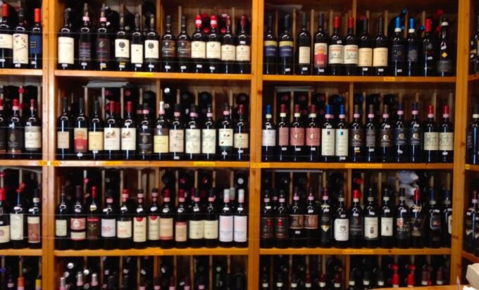 Rome: Gourmet Wine and Dine in a Luxury Restaurant - Exploring Italian Traditions