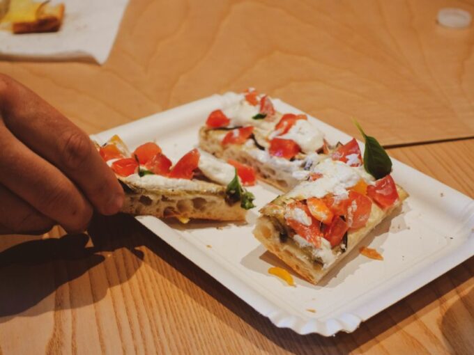 Rome: Guided Food Tour in Trastevere - Meeting Point and Accessibility