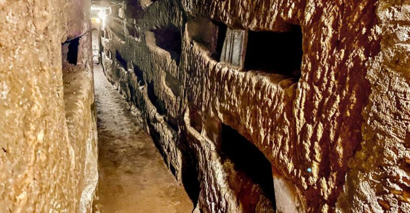 Rome: Guided Roman Catacombs Tour With Transfers - Experience Highlights