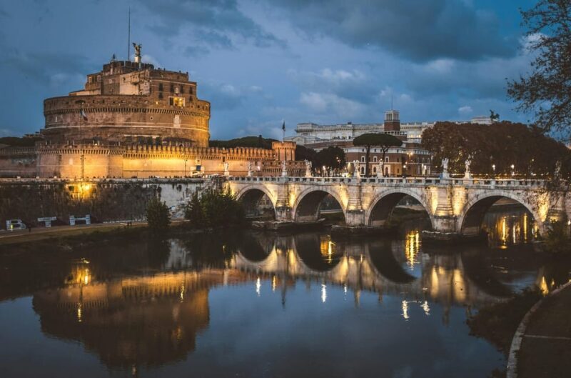 Rome: Guided Running Tour With Photos and Cappuccino Stop - Overview of the Guided Running Tour