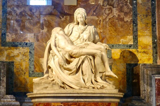 Rome: Guided Tour of St. Peters Basilica, Grottoes & Square - Exploring the Underground Grottoes