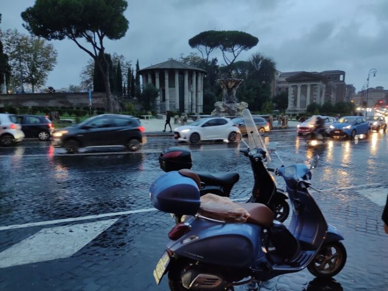 Rome: Guided Vespa City Tour - Experience and Itinerary