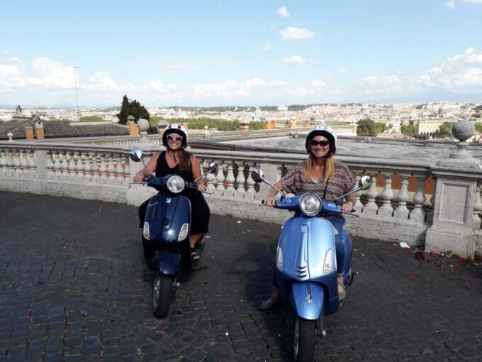 Rome: Guided Vespa City Tour - Customization Options