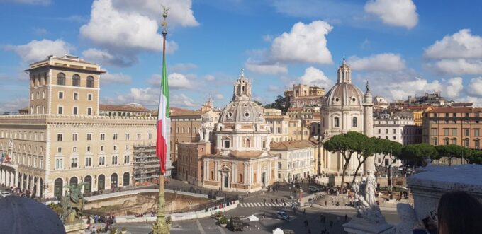 Rome Highlights: Fountains, Squares and More - Piazza Navona and Berninis Fountain