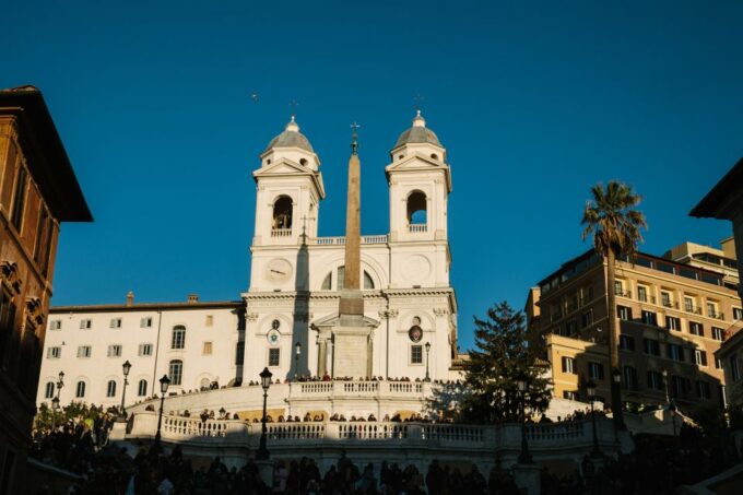 Rome Highlights: Fountains, Squares and More - The Pantheon and Iconic Landmarks