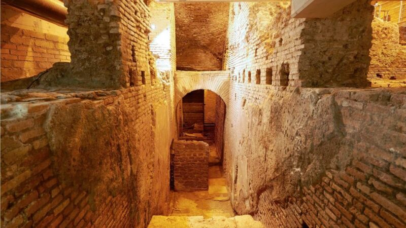 Rome: Immersive Underground and Piazzas Tour - Key Points