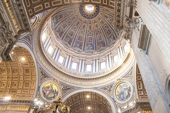 Rome in 2 Days Tour With Forum Colosseum Trevi Fountain Vatican & Sistine Chapel - Colosseum