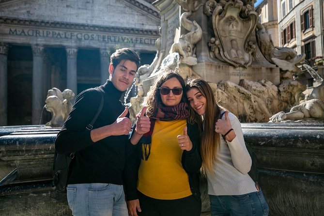 Rome in 2 Days Tour With Forum Colosseum Trevi Fountain Vatican & Sistine Chapel - Piazza Navona