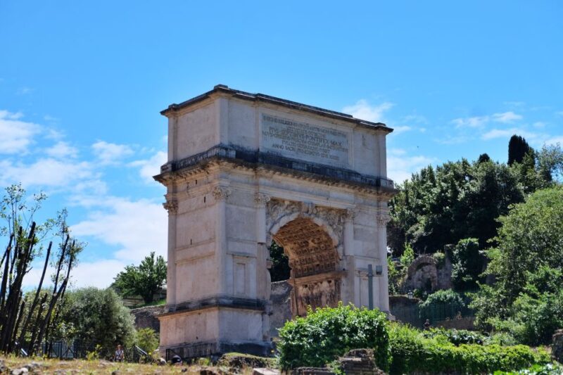 Rome: Introduction to the Colosseum and Ancient City Tour - Key Points