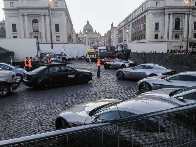 Rome: James Bond Spectre Tour by Minivan - Experience Description