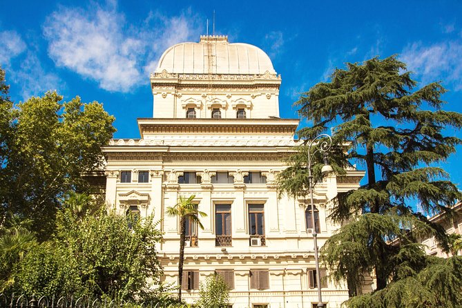 Rome: Jewish Ghetto and the Great Synagogue Walking Tour - Portico of Octavia
