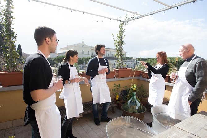 Rome Local Market Visit and Home-Dining Experience With Drinks - Exclusivity and Operator