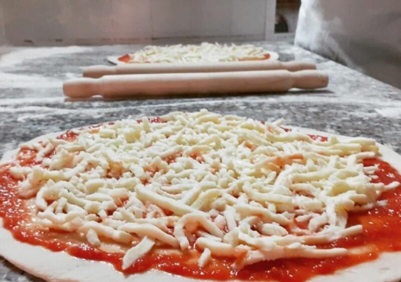 Rome: Make Your Own Pizza and Tiramisu Cooking Class - Key Points